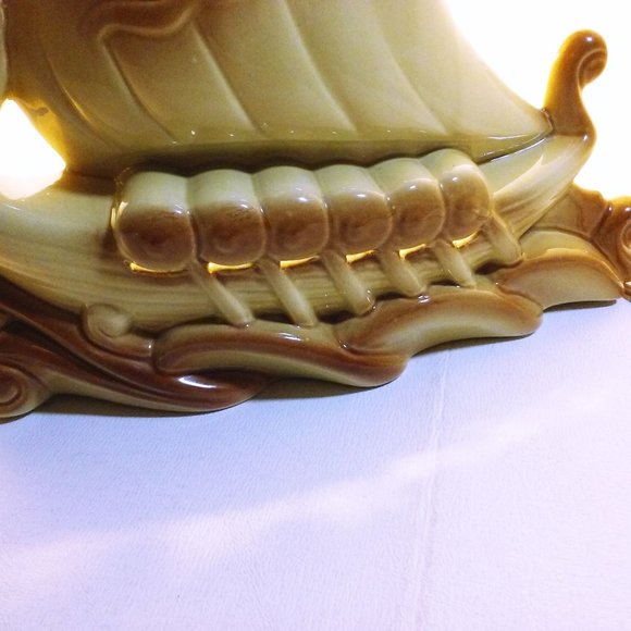 Vintage 50s Ceramic Ship TV Lamp Viking Drakkar Nautical Sail Oars Clean Works! - Picture 7 of 9